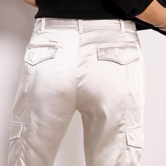 Sanctuary Classy Satin Cargo Pants - Toasted Marshmallow NWT Size 32 - Picture 5 of 8